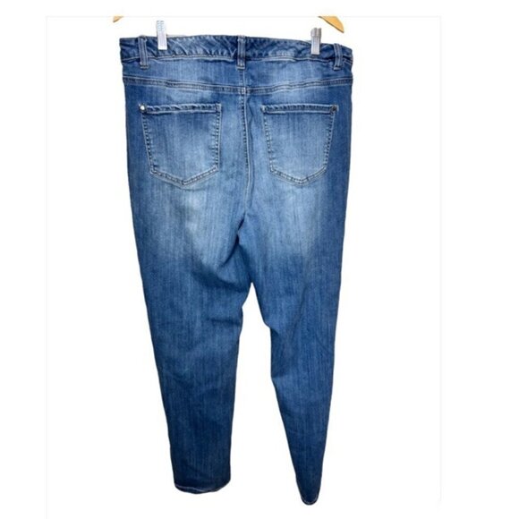 Pennington’s DC Embroidered High Rise Skinny Jeans Size 18 - Picture 2 of 11